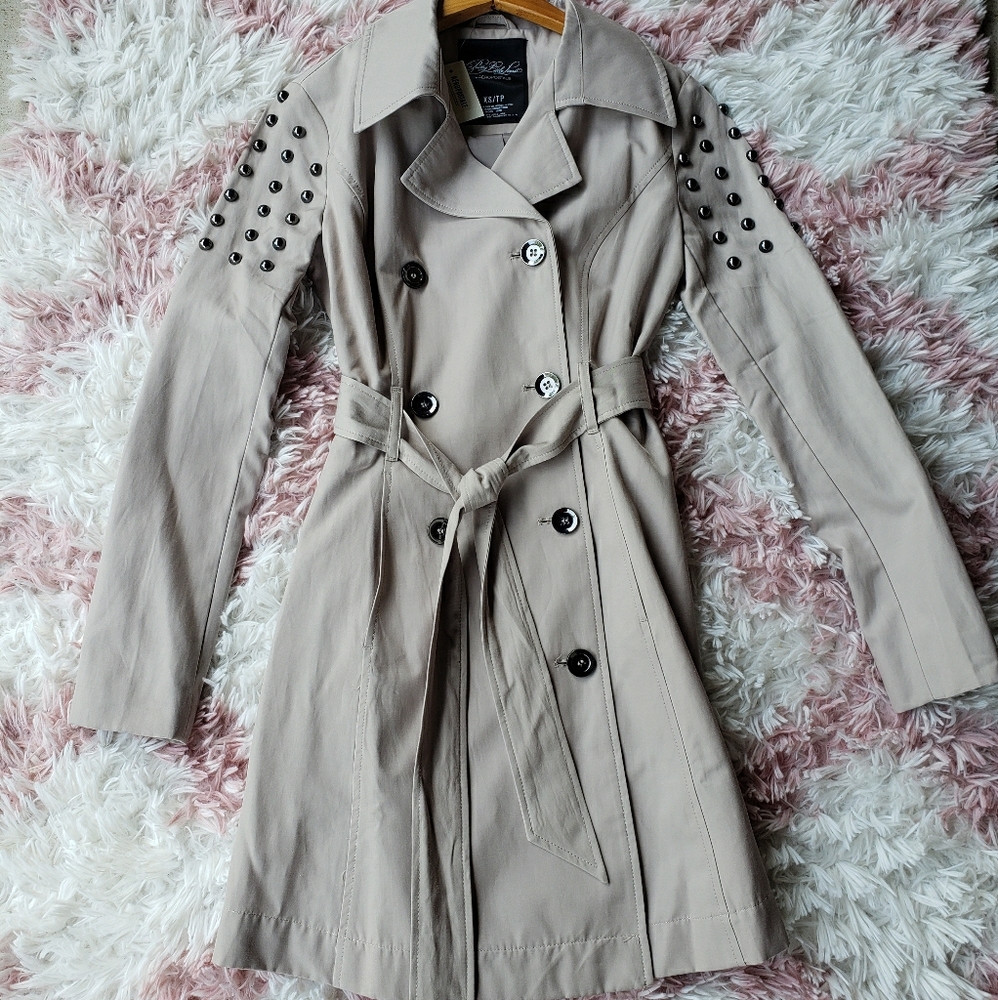 Pretty Little Liars - Aeropostale - Gray Coat